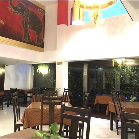 Siam Piman Hotel Bangkok Esterno foto
