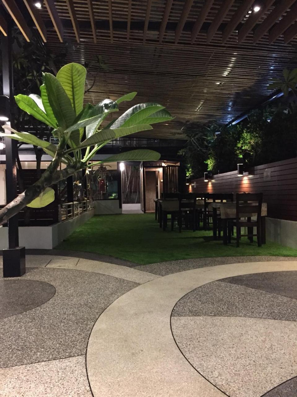 Siam Piman Hotel Bangkok Esterno foto