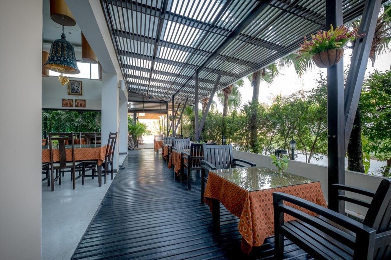 Siam Piman Hotel Bangkok Esterno foto